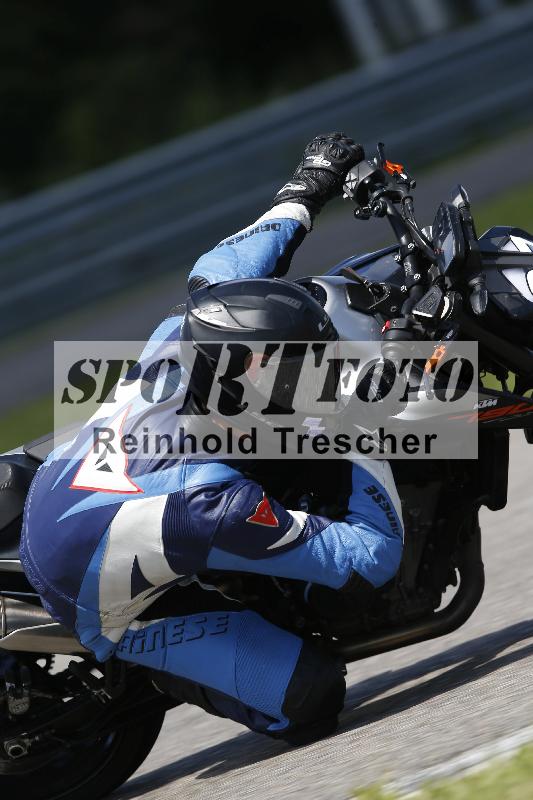 /Archiv-2024/29 12.06.2024 MOTO.CH Track Day ADR/Gruppe blau/27